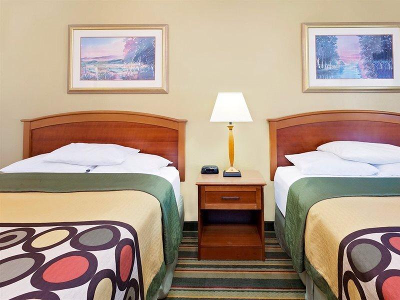ซูเปอร์ 8 บาย วินด์แฮม เมาท์ เพลเซนท์ เมาท์ Hotel เมานต์เพลเซนต์ ภายนอก รูปภาพ